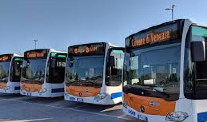 CORSO INTENSIVO CONSEGUIMENTO CQC FORMAZIONE ACTV 